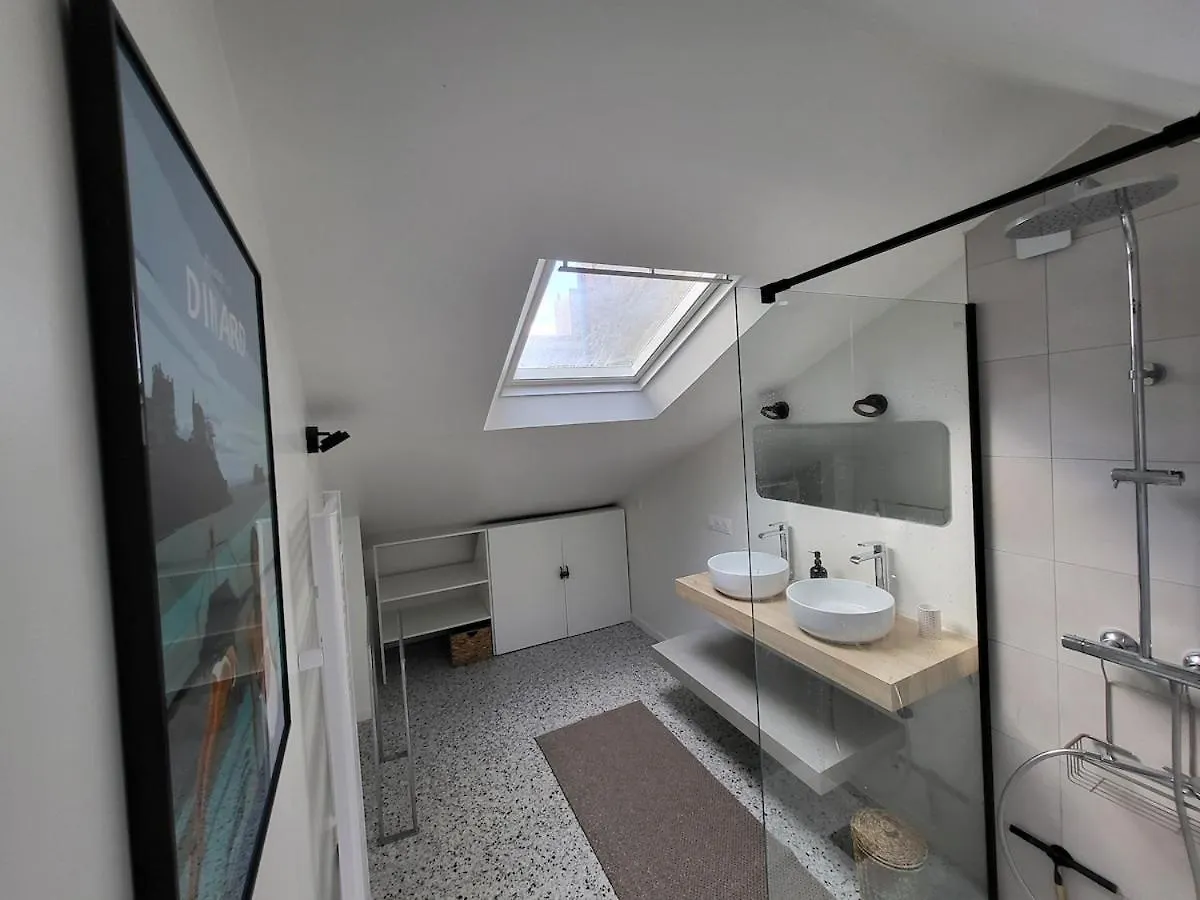 Maison Renovee Centre Dinard 10 Pers 0*,