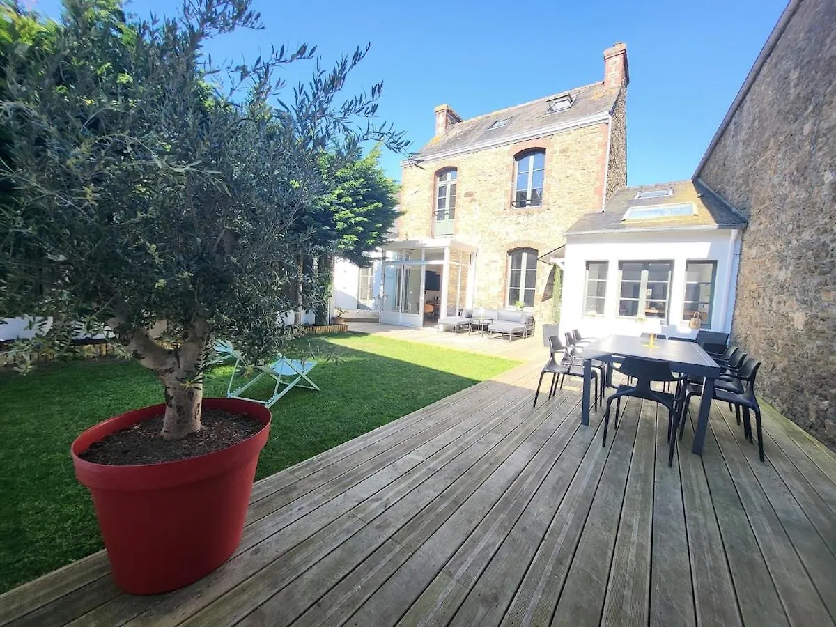 别墅 Maison Renovee Centre Dinard 10 Pers